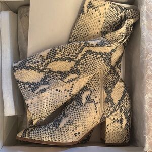 Steve Madden hot Snakeskin above the knee heeled boots